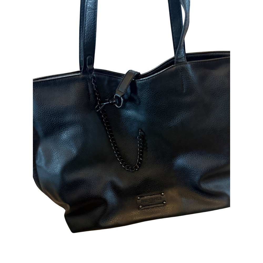 Darcy Marks London Black Pebbled Vegan Leather Tote Bag with Chain Detail